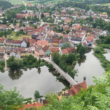 Ferienwohnung Im Historischen Ortskern Von คาลมุนซ์ ภายนอก รูปภาพ